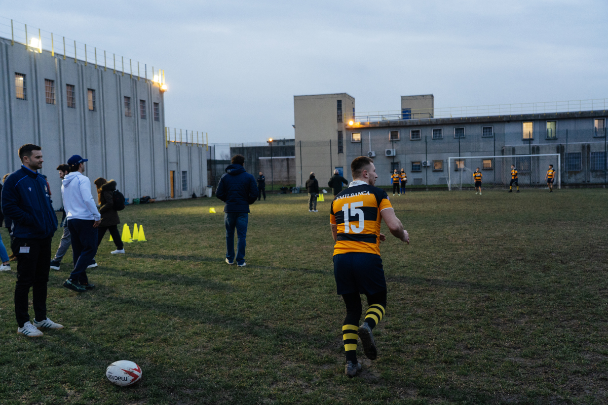 MACRON E FIR INSIEME PER IL PROGETTO 'RUGBY OLTRE LE SBARRE'